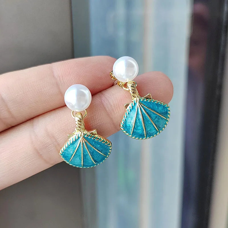 Ocean's Blue Pearl Earrings - Beach Collection